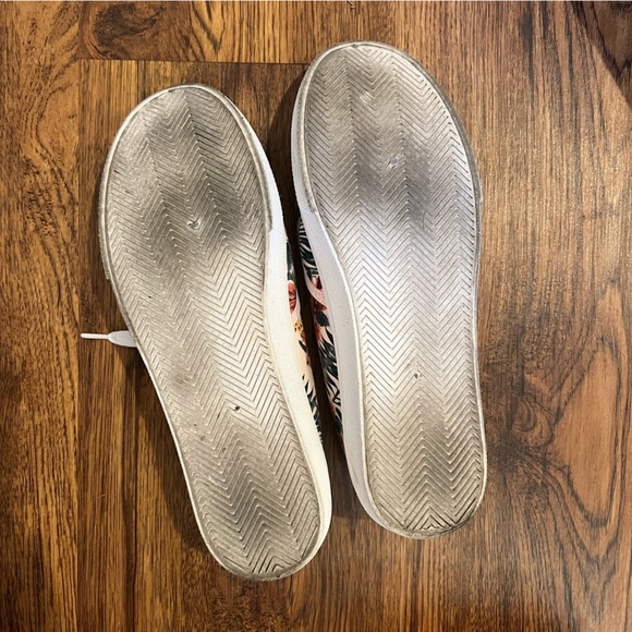 Tropical sneakers 🩷 🌴 - Picture 4 of 4